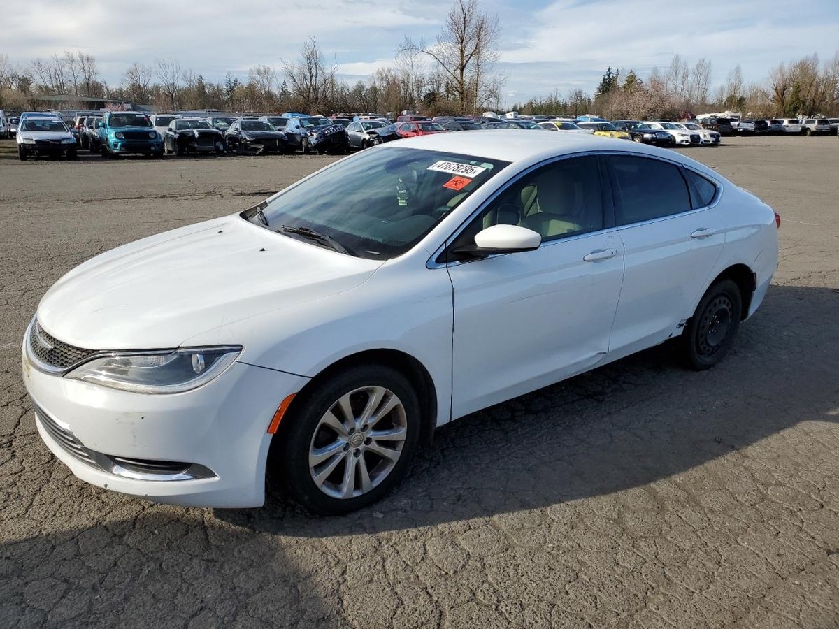 CHRYSLER 200 , 2015