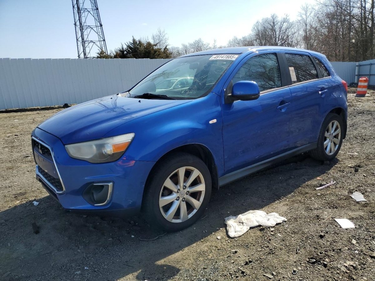 MITSUBISHI OUTLANDER , 2015