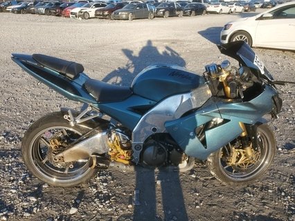 NINJA 900 