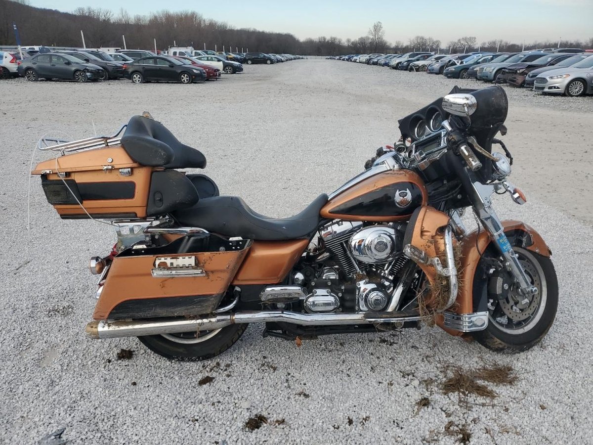 HARLEY-DAVIDSON FLHTCUI 10 , 2008