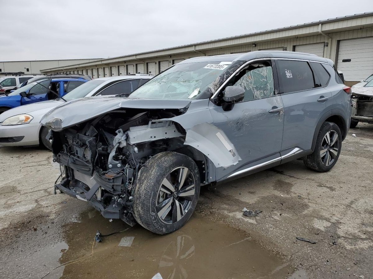 NISSAN ROGUE , 2023