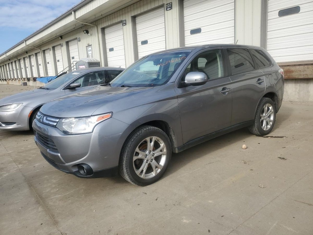 MITSUBISHI OUTLANDER , 2014