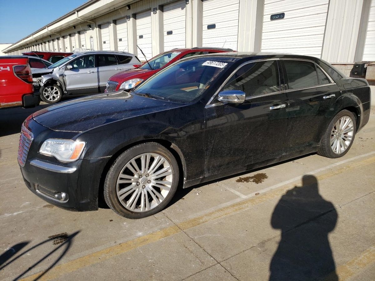 CHRYSLER 300 , 2012