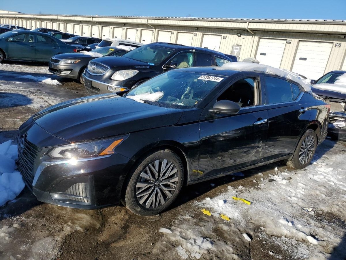 NISSAN ALTIMA , 2024