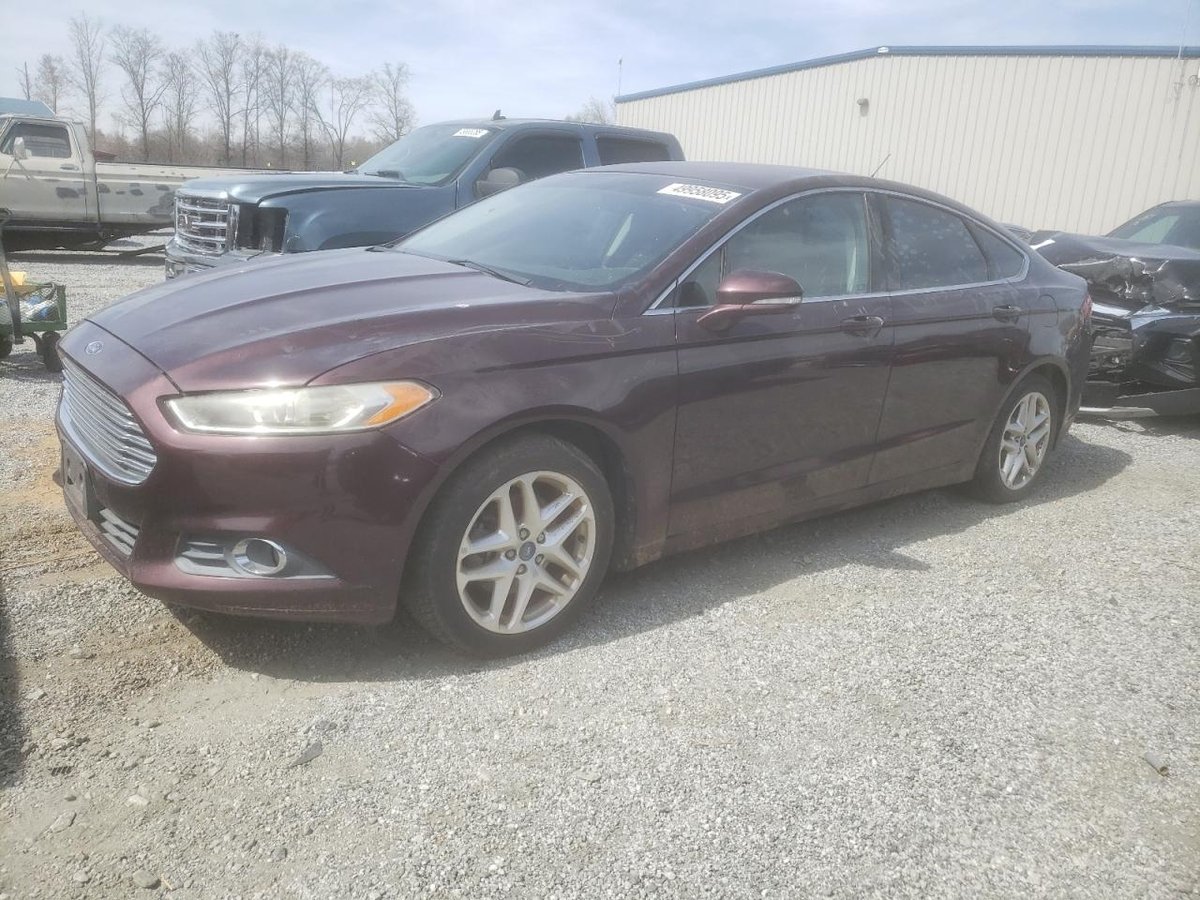 FORD FUSION , 2013