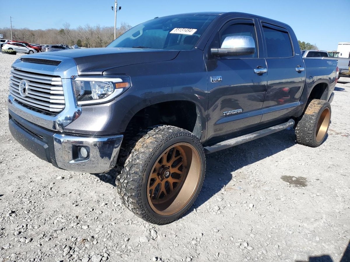 TOYOTA TUNDRA , 2017