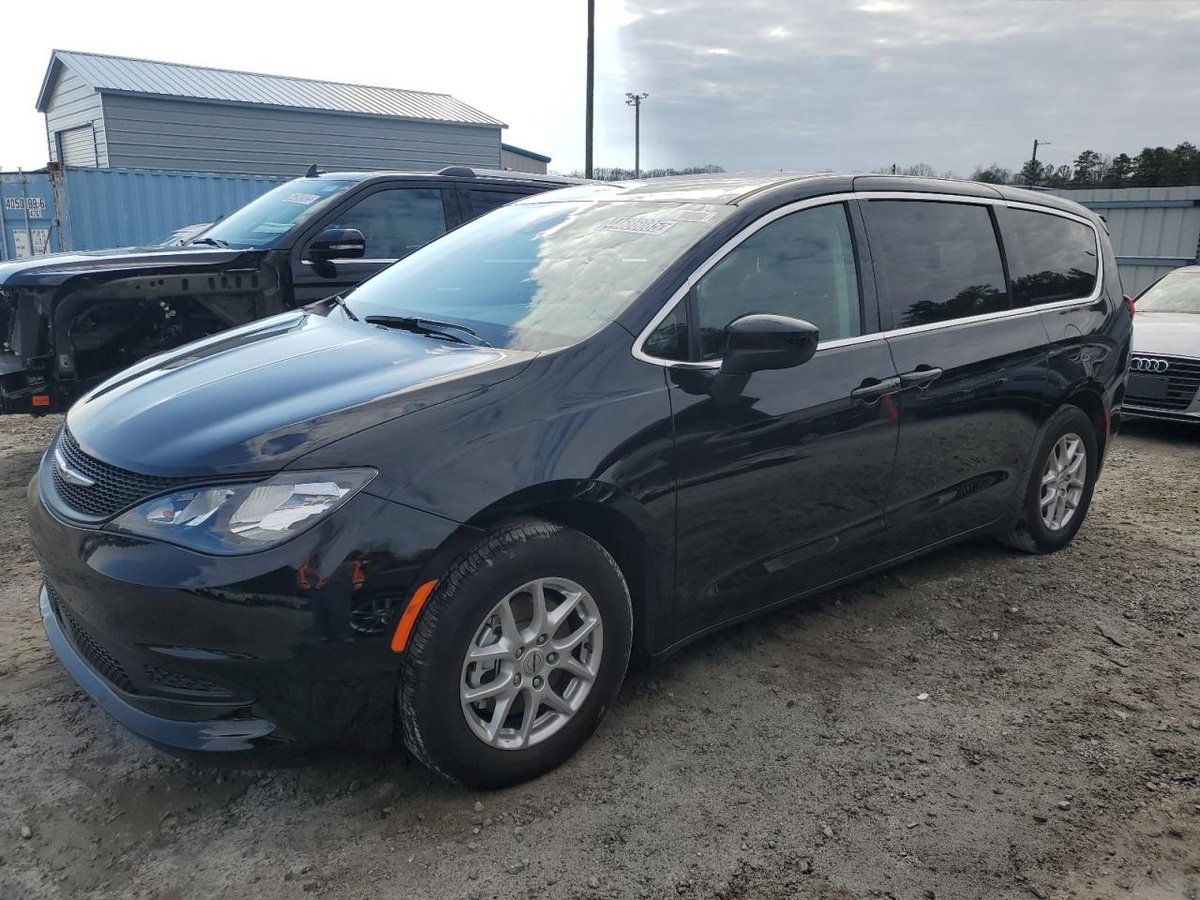 CHRYSLER MINIVAN , 2024