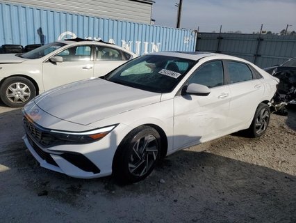 ELANTRA 