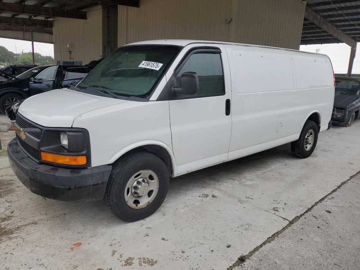 CHEVROLET EXPRESS , 2013