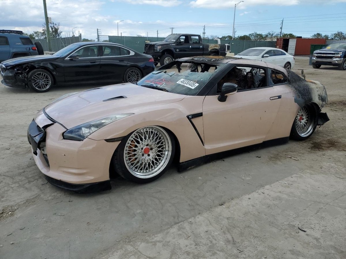 NISSAN GTR , 2009
