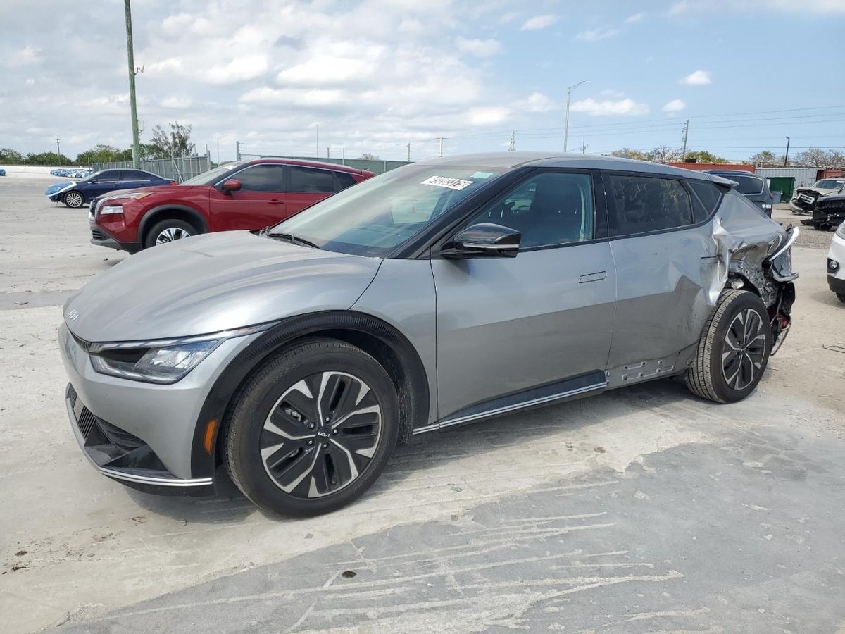 KIA EV6 LIGHT , 2024