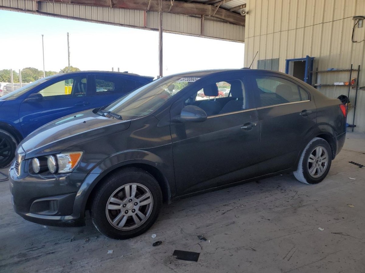 CHEVROLET SONIC , 2015