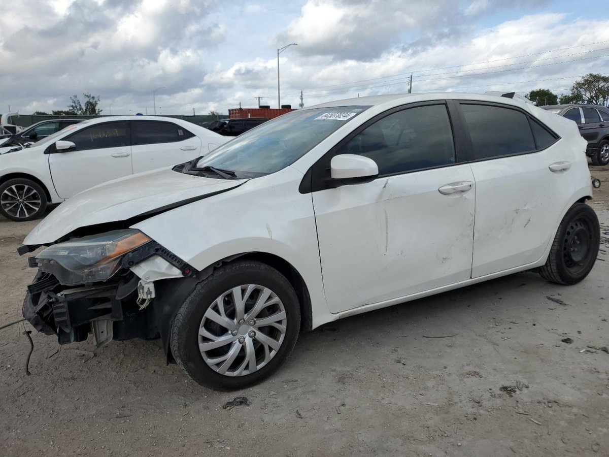 TOYOTA COROLLA , 2017