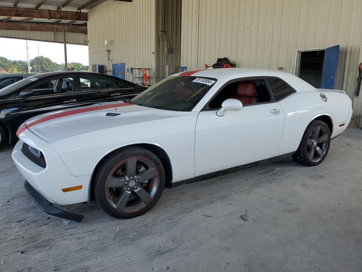 DODGE  Challenger , 2013
