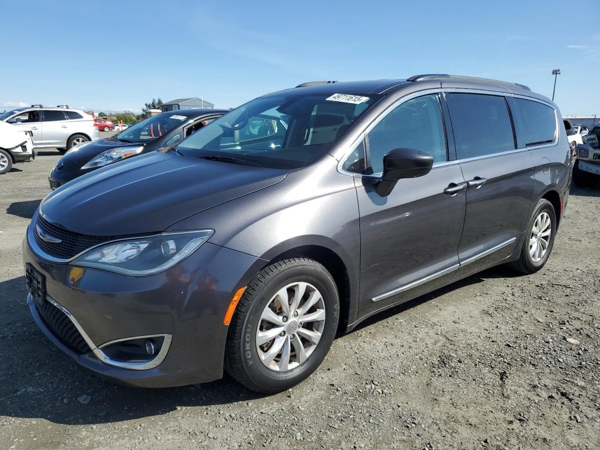 CHRYSLER PACIFICA , 2017