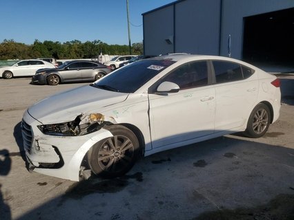 ELANTRA 