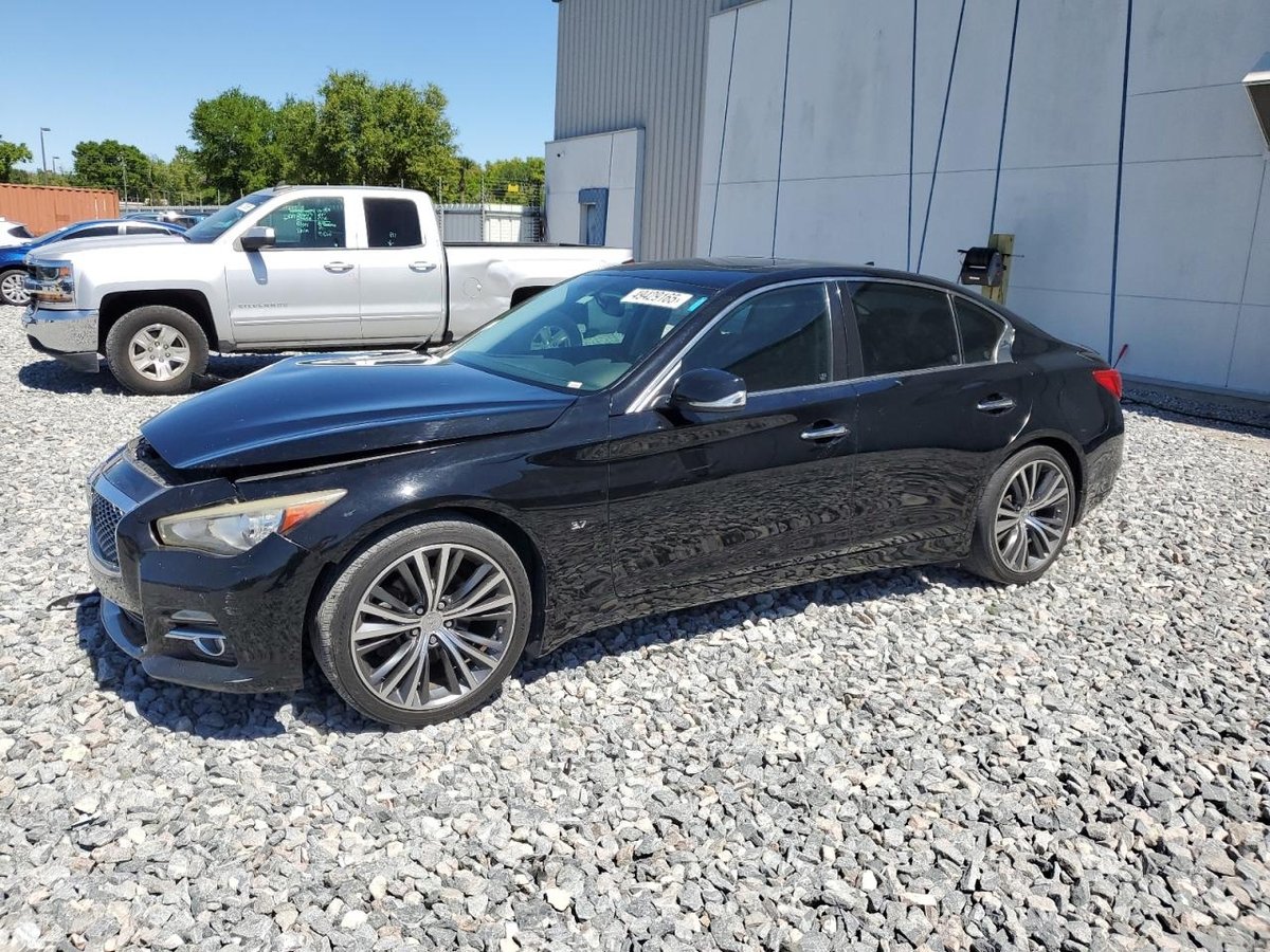 INFINITI Q50 , 2015