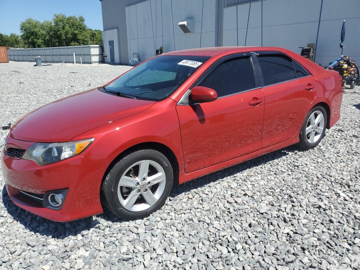 TOYOTA CAMRY , 2013