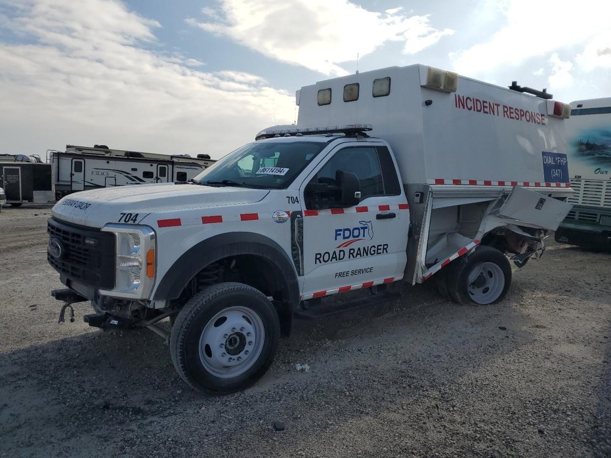FORD F550 , 2023
