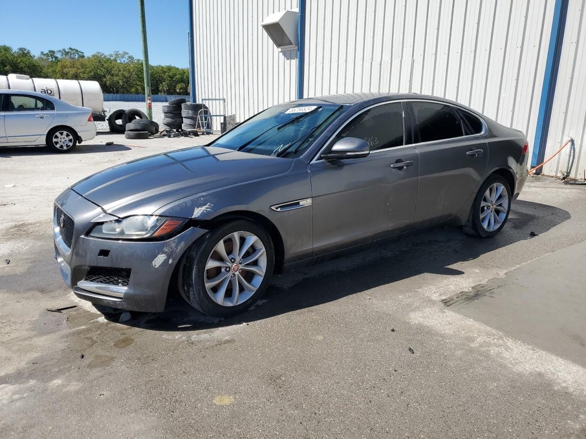 JAGUAR XF , 2017