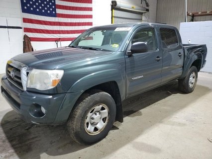 TOYOTA TACOMA , 2010