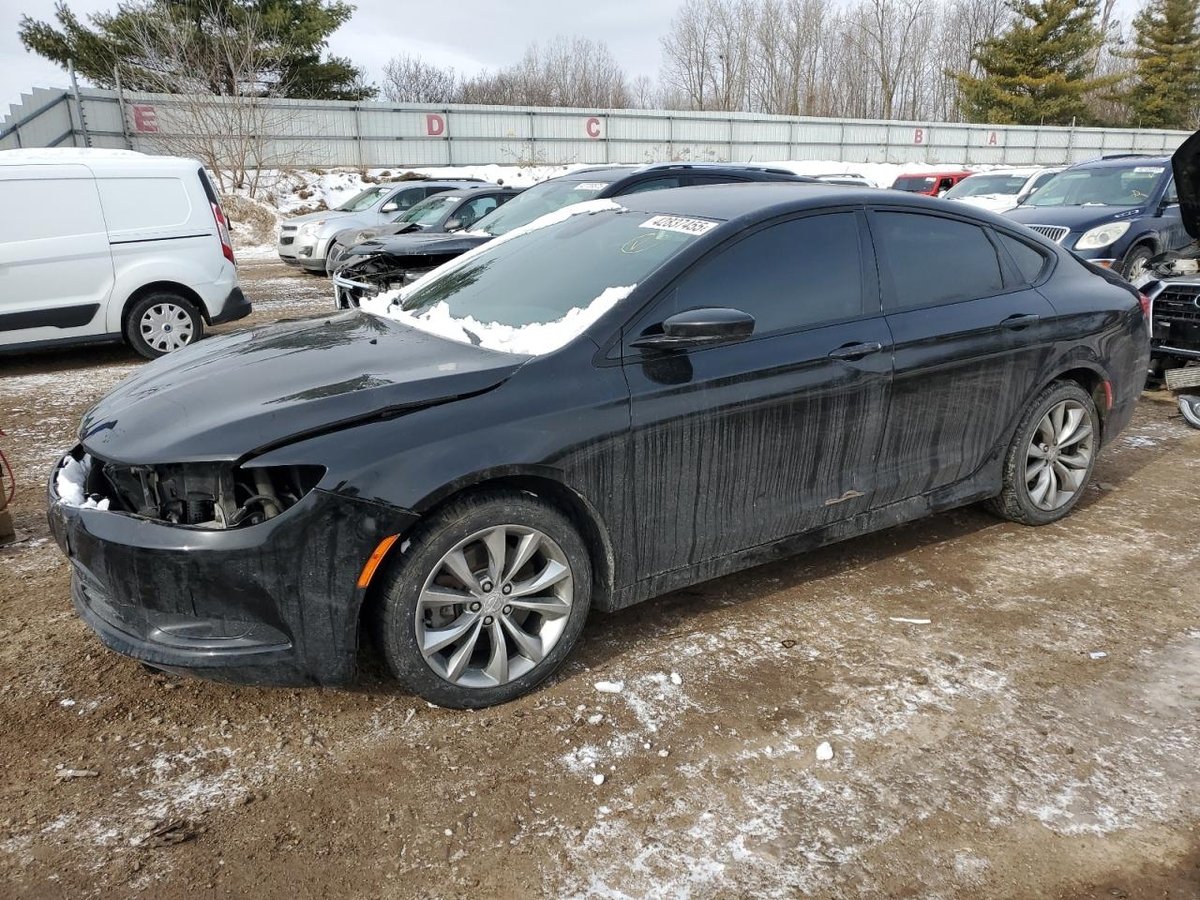 CHRYSLER 200 , 2016