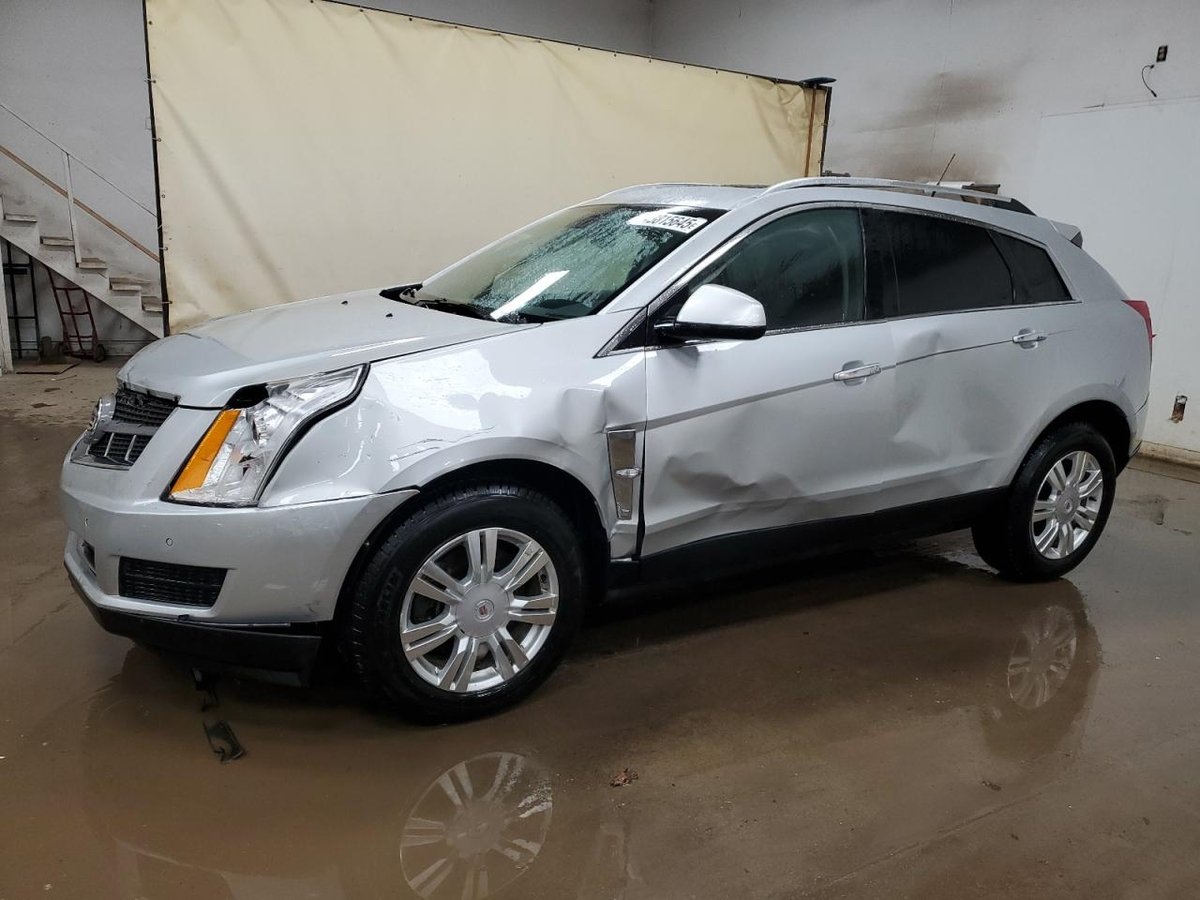 CADILLAC SRX , 2011