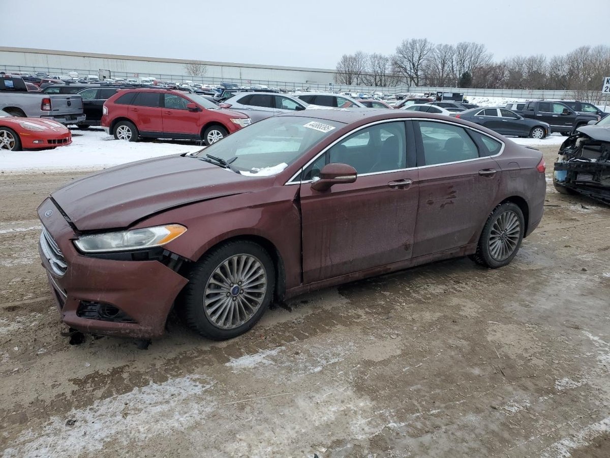 FORD FUSION , 2015