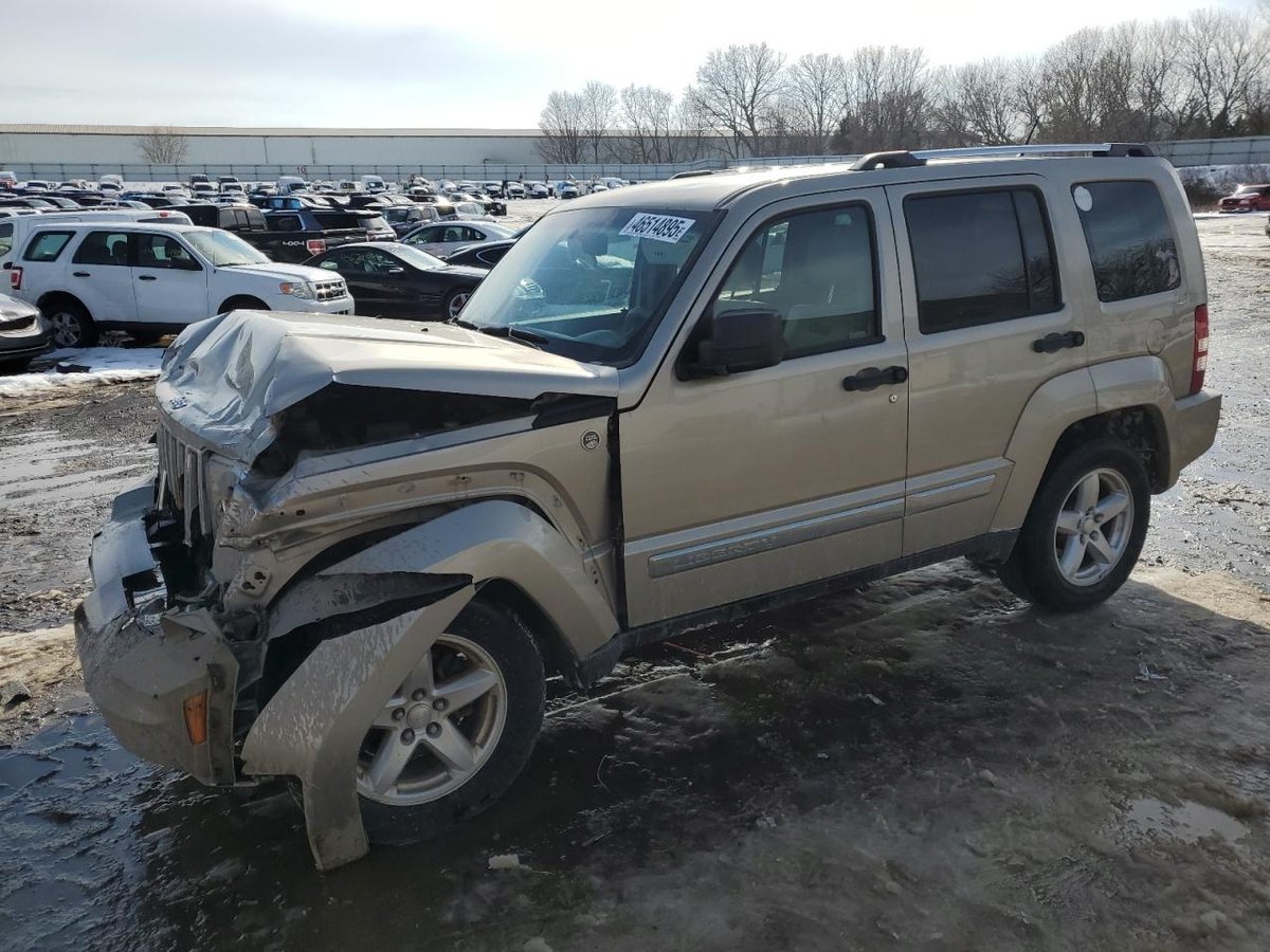 JEEP LIBERTY , 2011