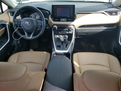 TOYOTA RAV4 XLE P, 2021