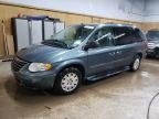CHRYSLER MINIVAN , 2006