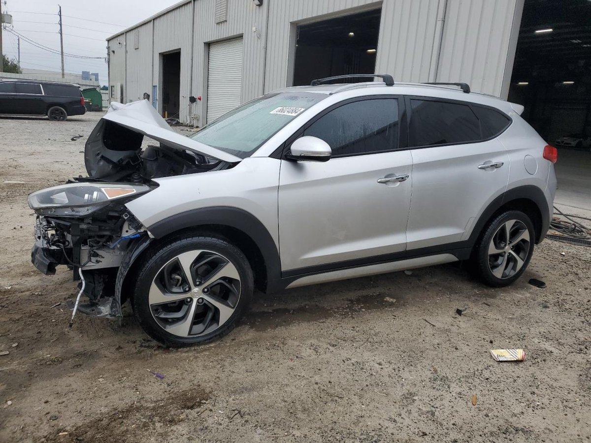 HYUNDAI TUCSON , 2017