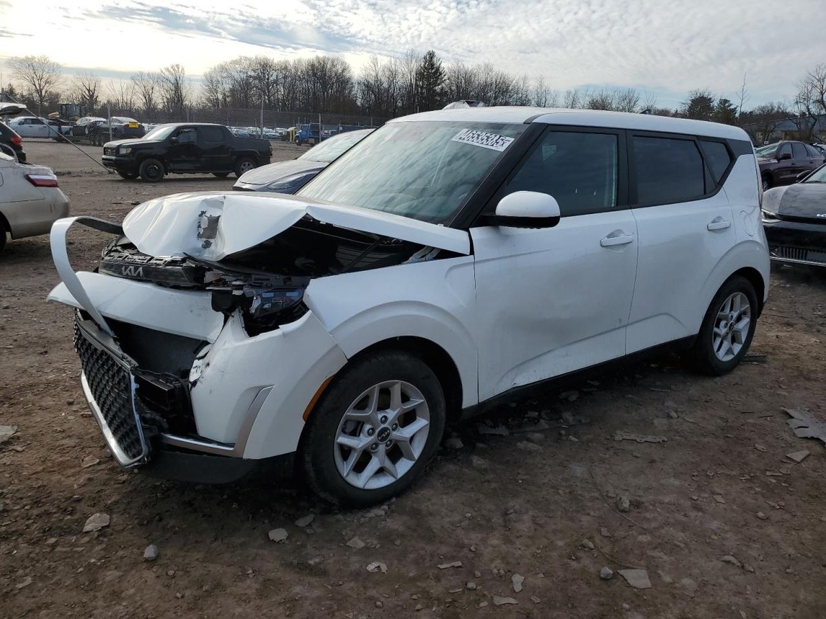 KIA SOUL , 2023