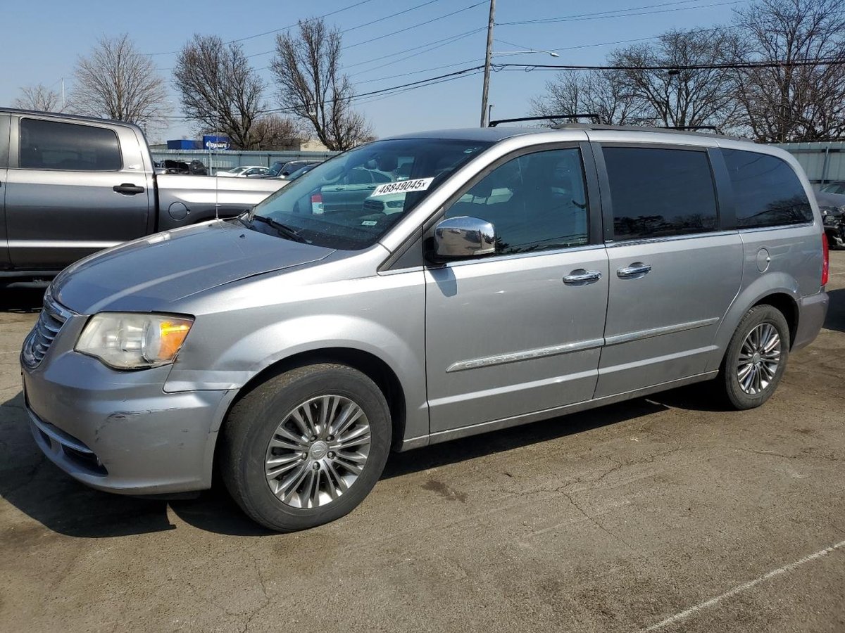CHRYSLER MINIVAN , 2014