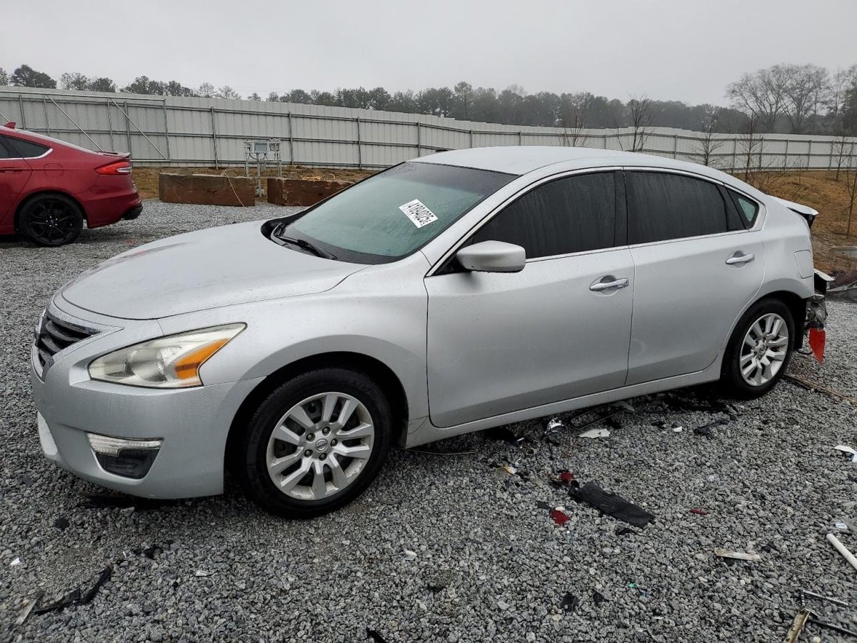NISSAN ALTIMA , 2015