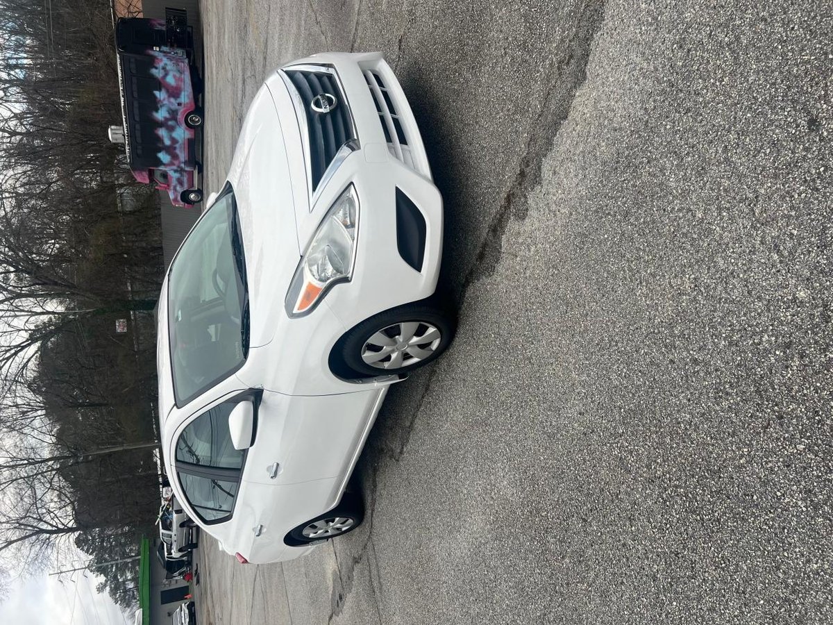 NISSAN VERSA , 2016