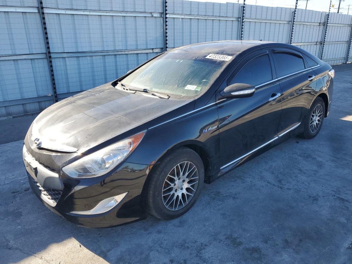 HYUNDAI SONATA , 2012
