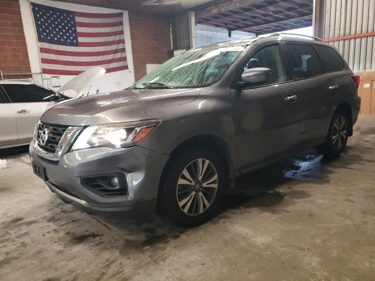 NISSAN PATHFINDER , 2017