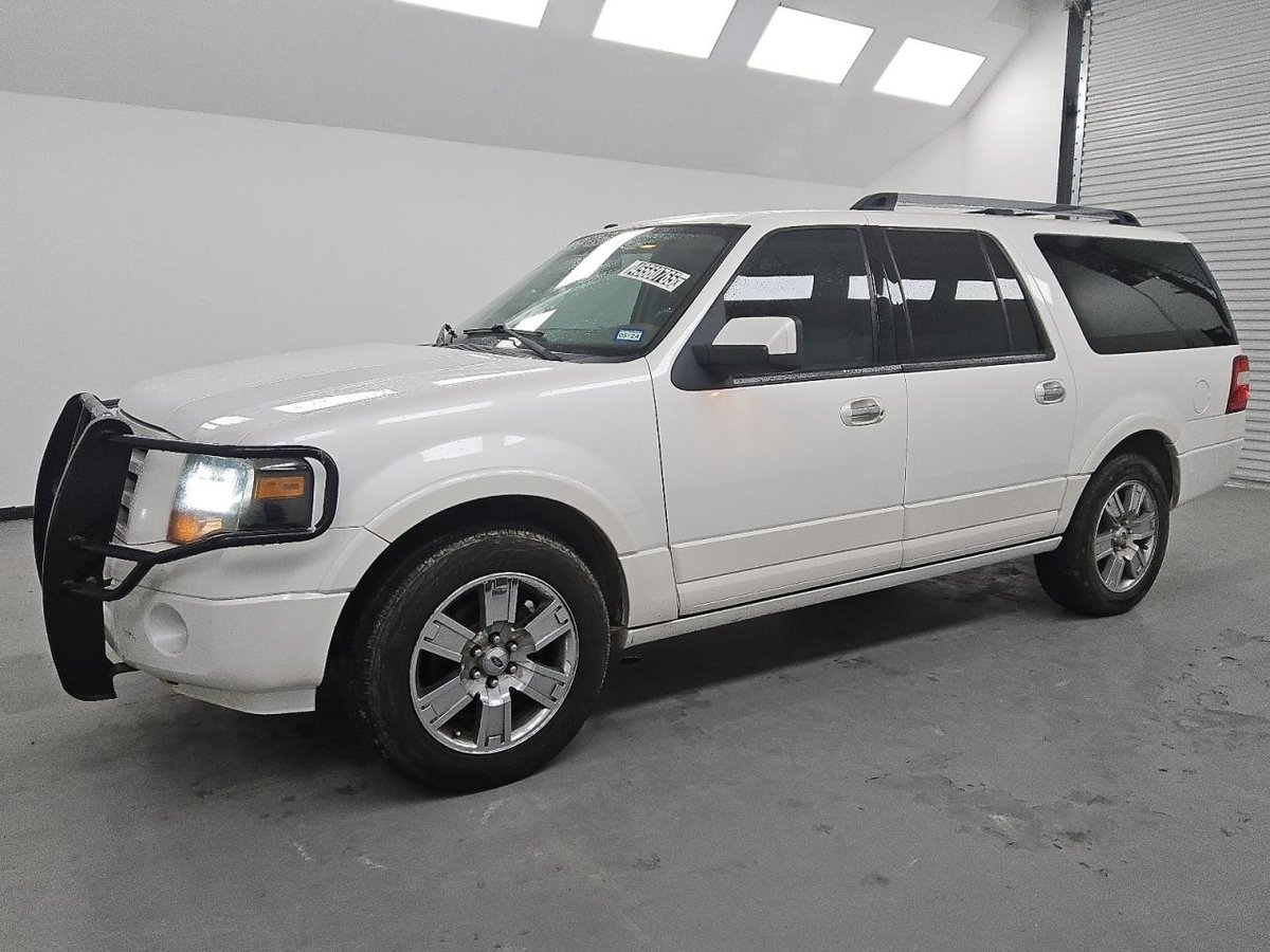 FORD EXPEDITION , 2010