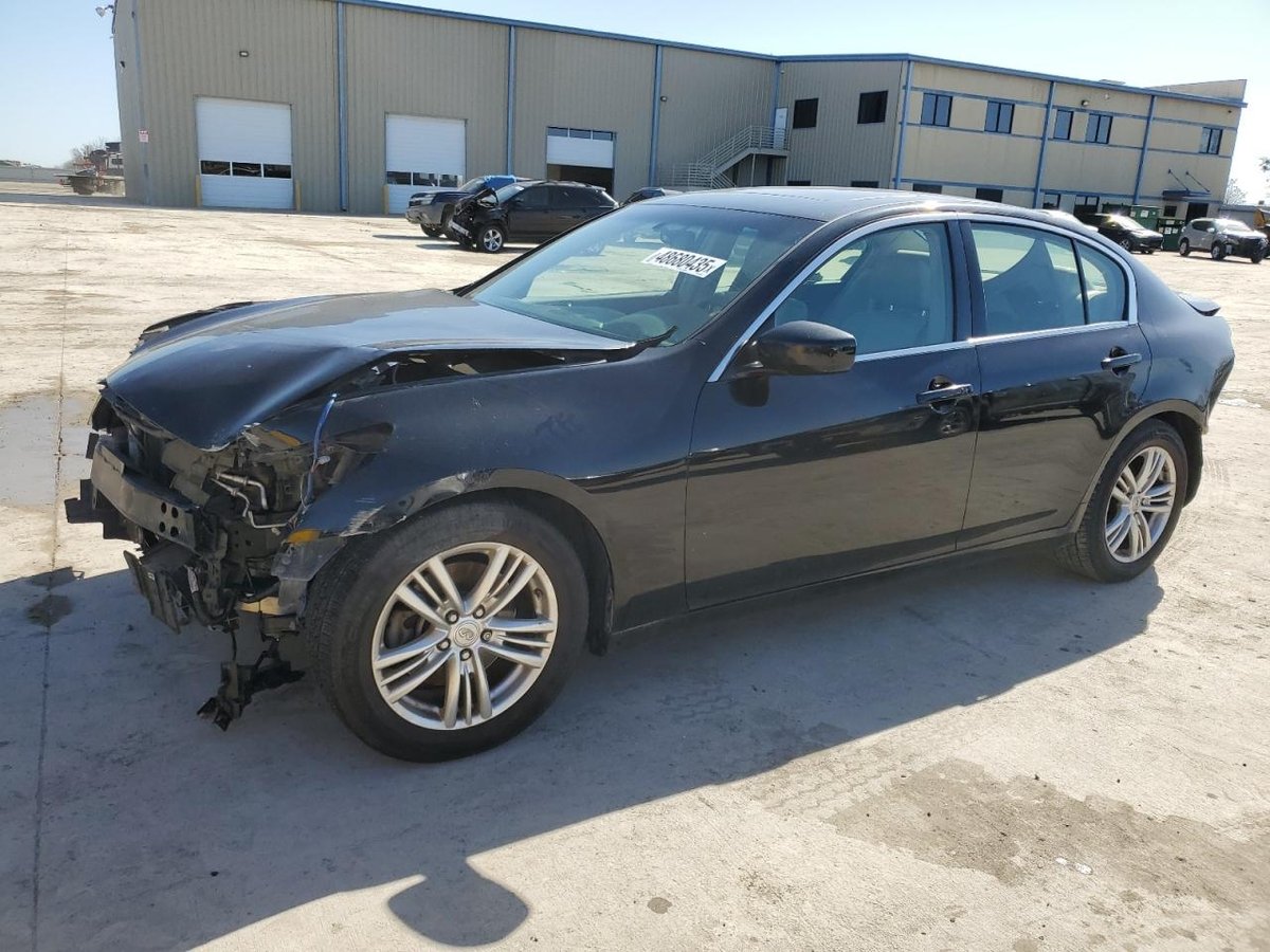INFINITI G37 , 2011