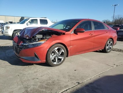 ELANTRA 