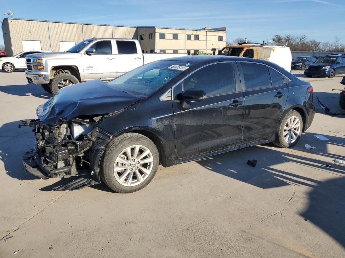TOYOTA COROLLA , 2024