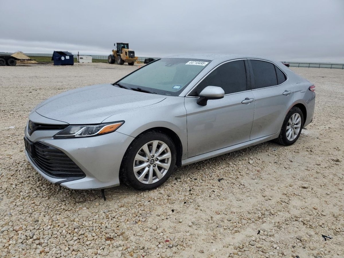 TOYOTA CAMRY , 2018