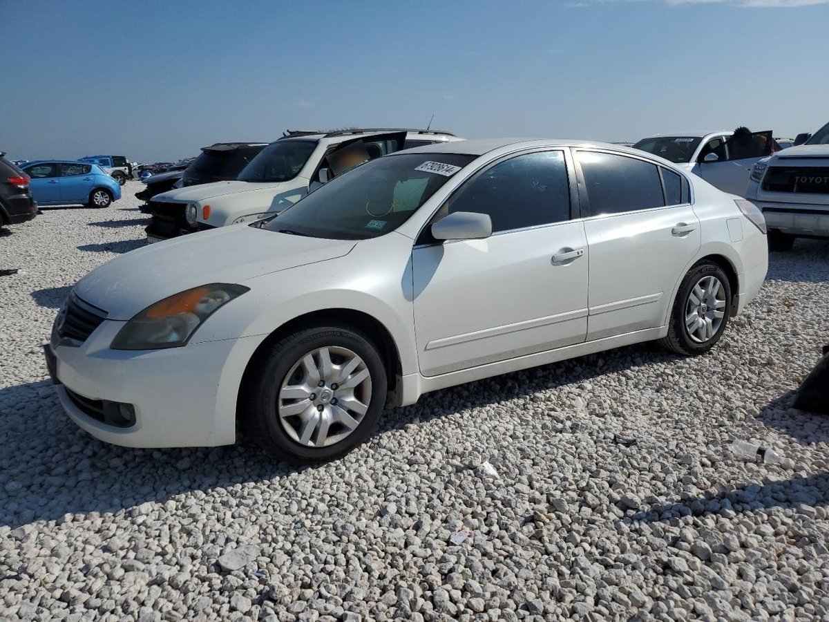 NISSAN ALTIMA , 2009