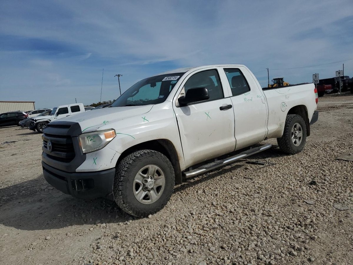 TOYOTA TUNDRA , 2015