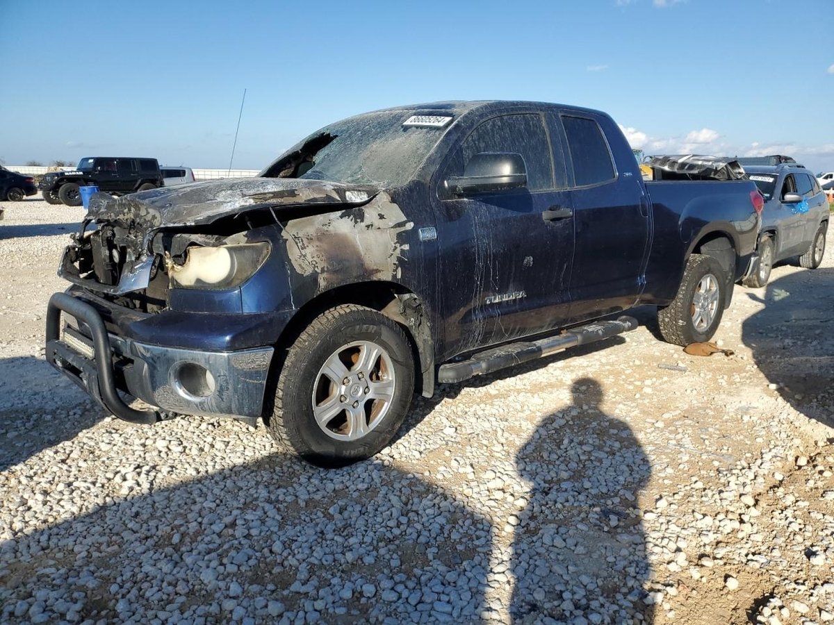 TOYOTA TUNDRA , 2008