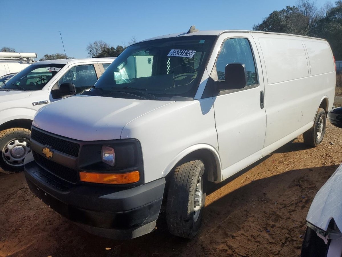 CHEVROLET EXPRESS , 2017