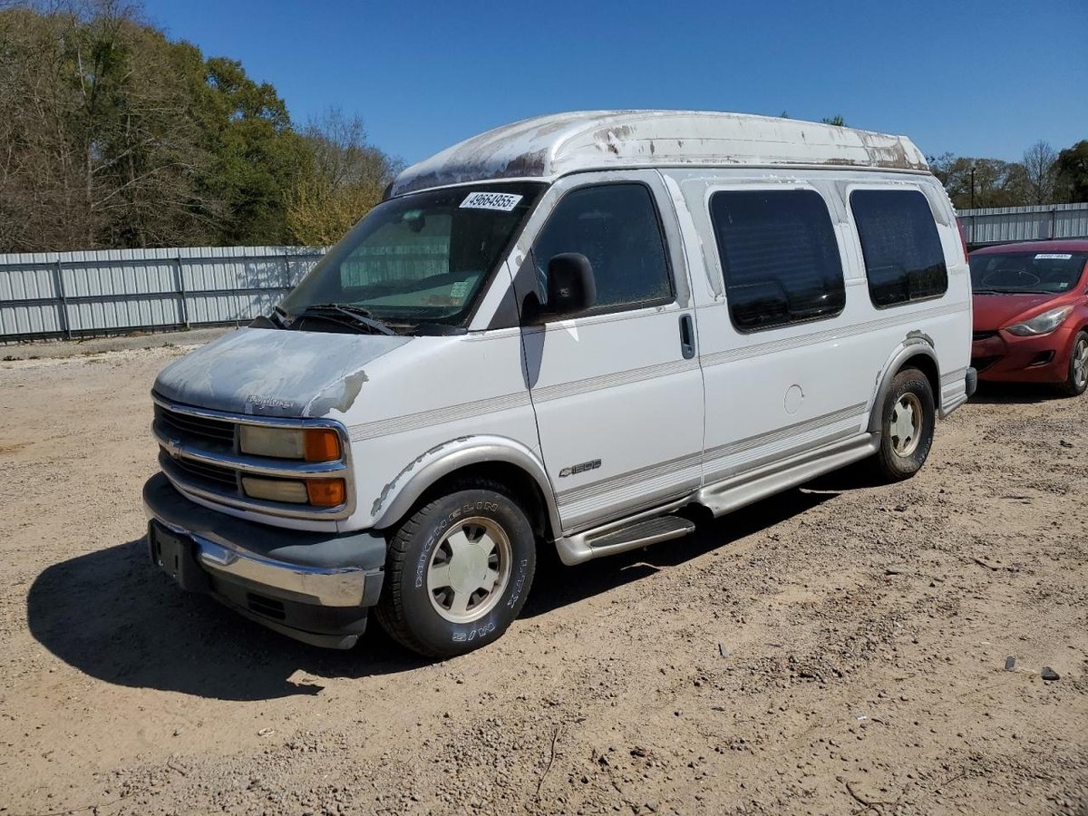 CHEVROLET EXPRESS , 2002