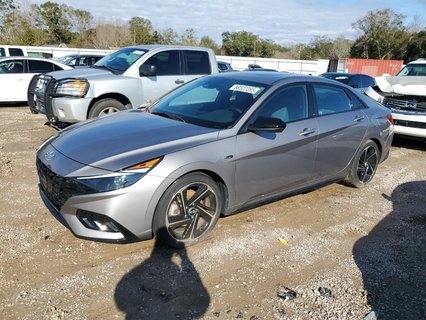 ELANTRA 