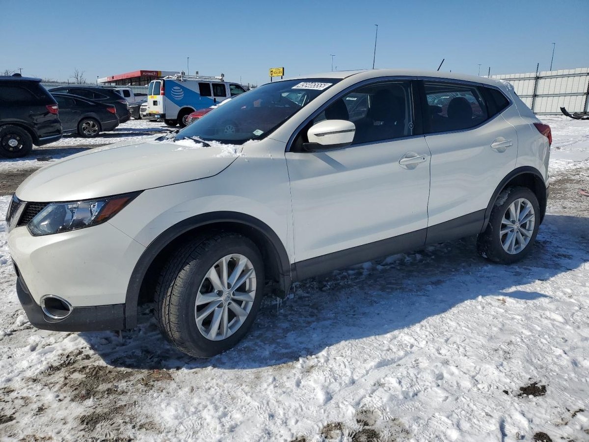NISSAN ROGUE , 2018